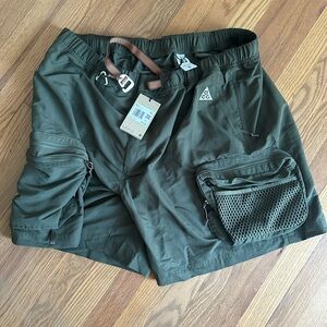 Nike ACG Men's Olive Cargo Shorts